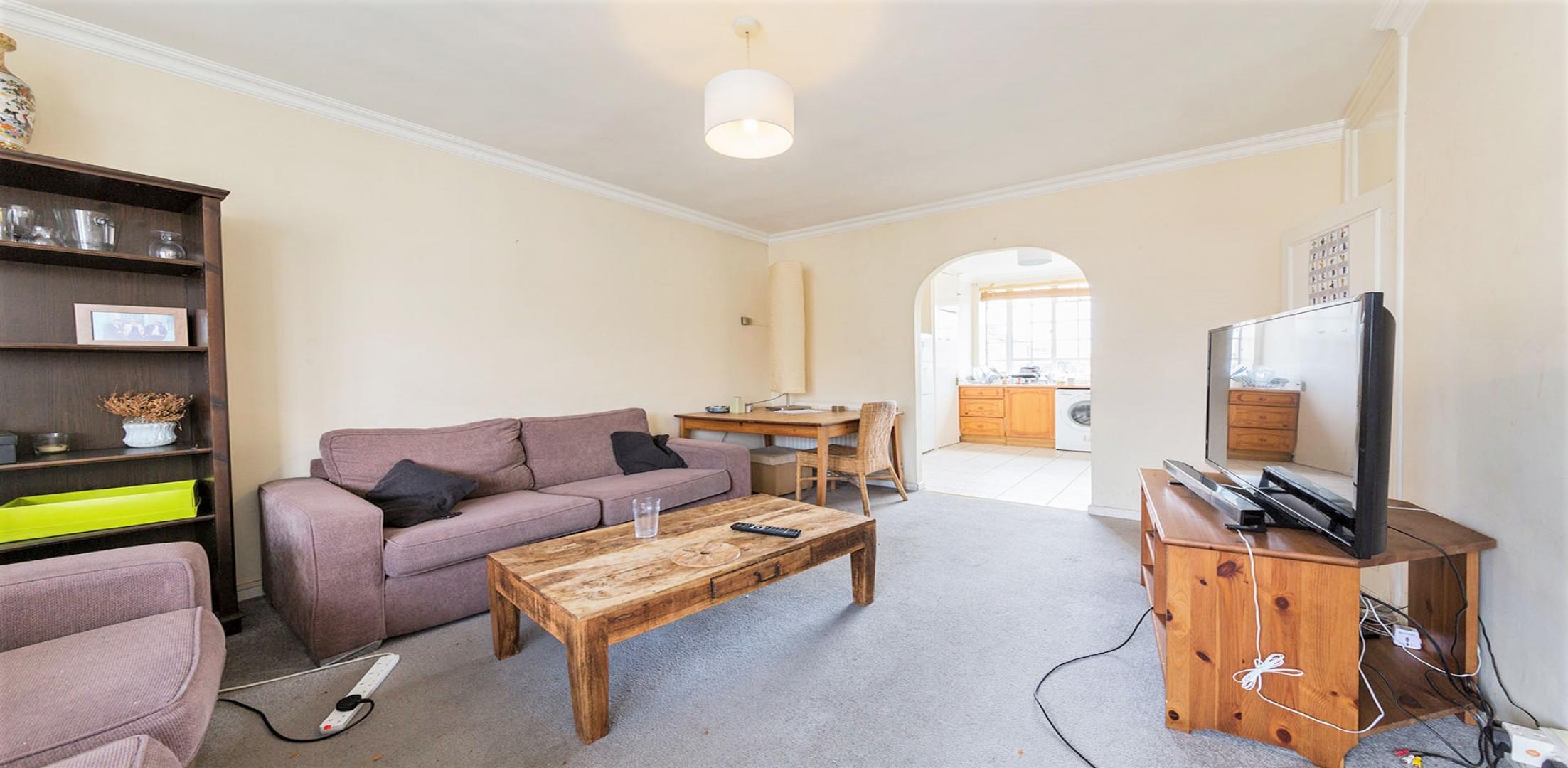 Modern and Central Apartment Lymington Road, West Hampstead